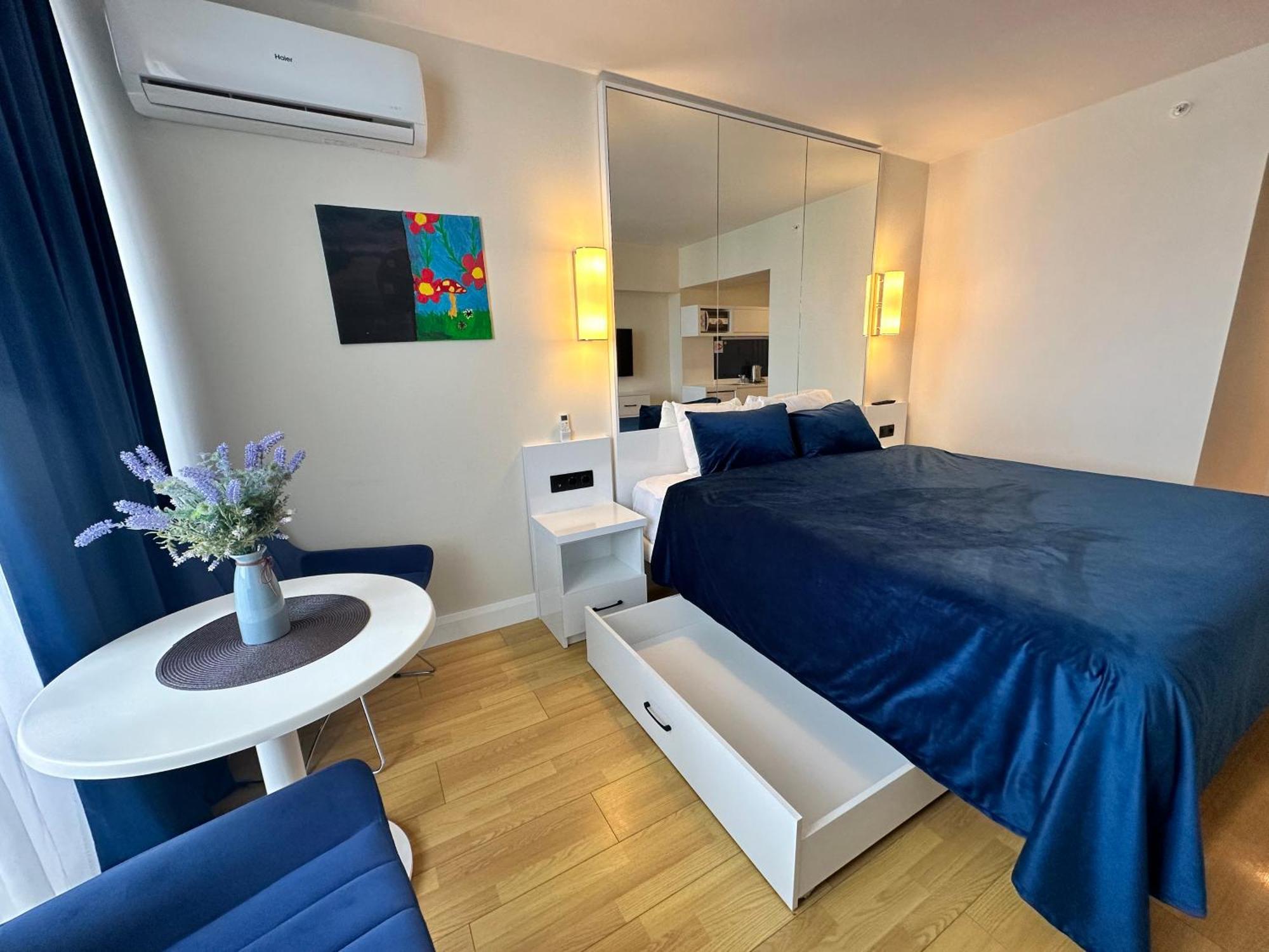 Orbi Lux Studio Batumi Luaran gambar