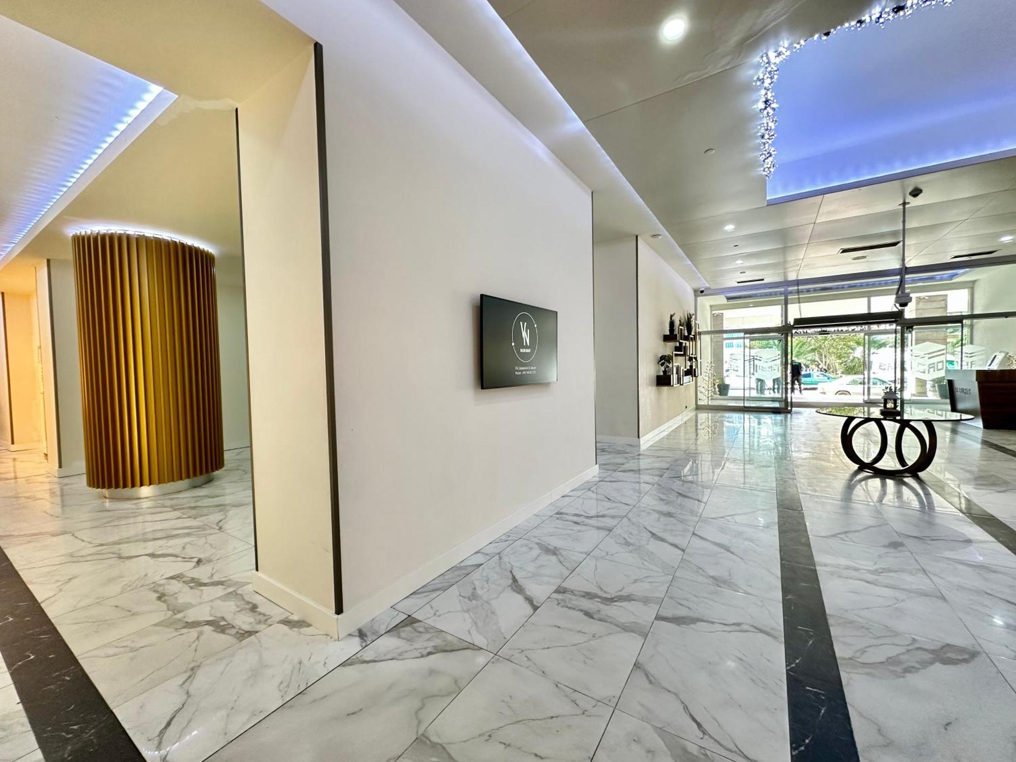 Orbi Lux Studio Batumi Luaran gambar