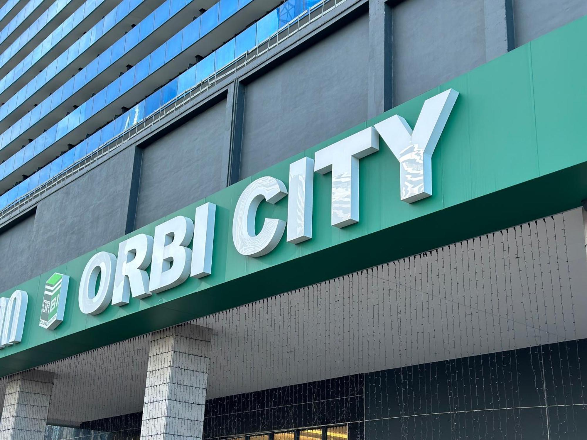 Orbi Lux Studio Batumi Luaran gambar